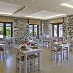 Itilo Traditional 4* Néon Oítilon