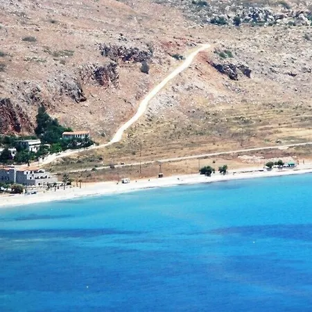 فندق Itilo Traditional Néon Oítilon