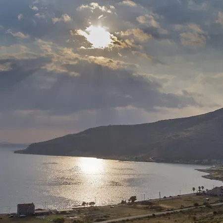 Itilo Traditional فندق 4*