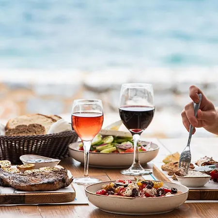 Itilo Traditional 4* Néon Oítilon