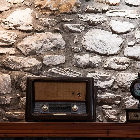 Itilo Traditional Néon Oítilon