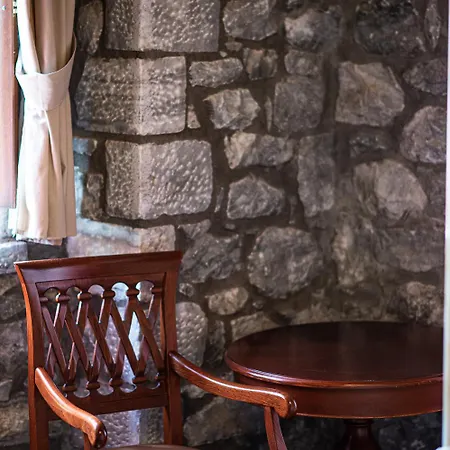 Itilo Traditional Hotel 4*