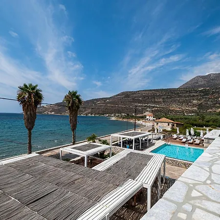 Itilo Traditional Hotel