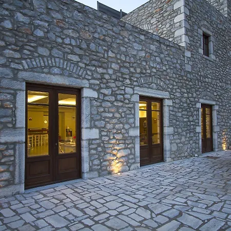 Itilo Traditional ホテル