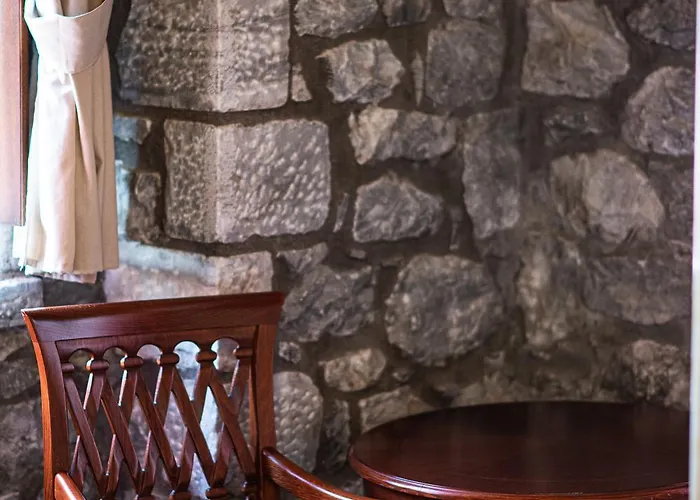 Itilo Traditional Hotel 4*