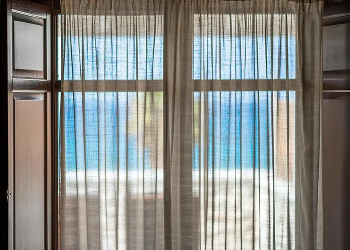 Itilo Traditional Néon Oítilon